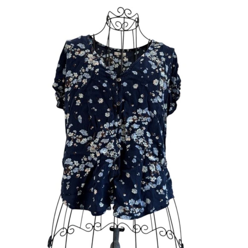 Maurices Dark Blue Floral Button-Up Blouse